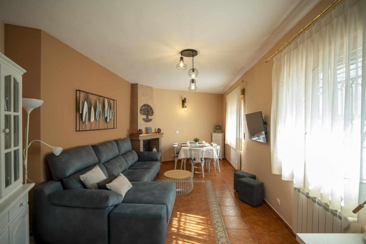 Casa Rural La Posada Del 42 Carrascalejo Екстер'єр фото